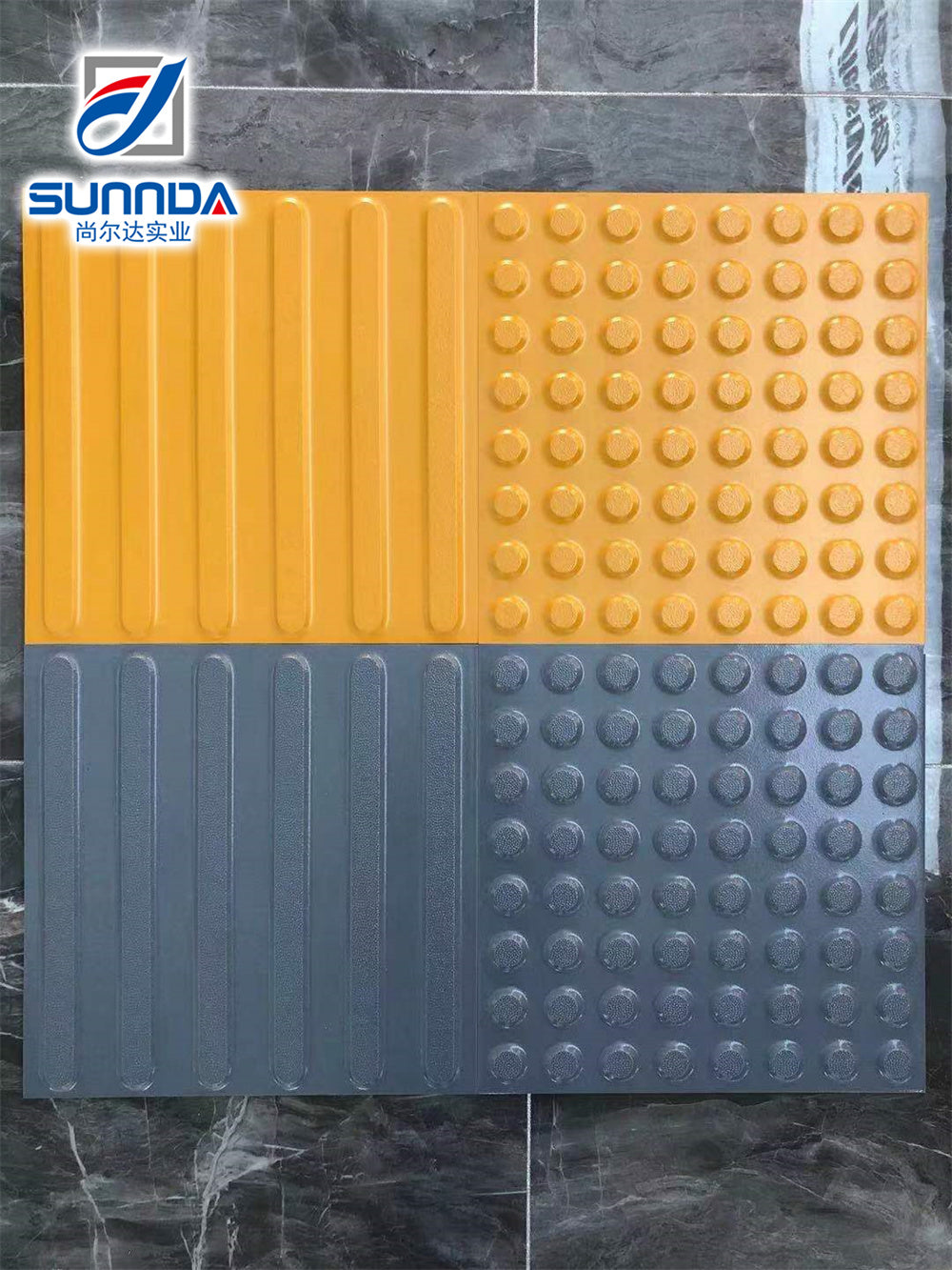 Gạch Sứ Đồng Chất Dẫn Hướng Ngoài Trời Dành Cho Người Khiếm Thị Foshan Tac Tiles, Họa Tiết Chấm Nổi Và Sọc Dẫn Hướng, Màu Thuần