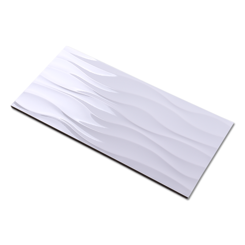 Gạch ốp tường men sứ trắng bóng vân sóng 12X24 Inch 300X600