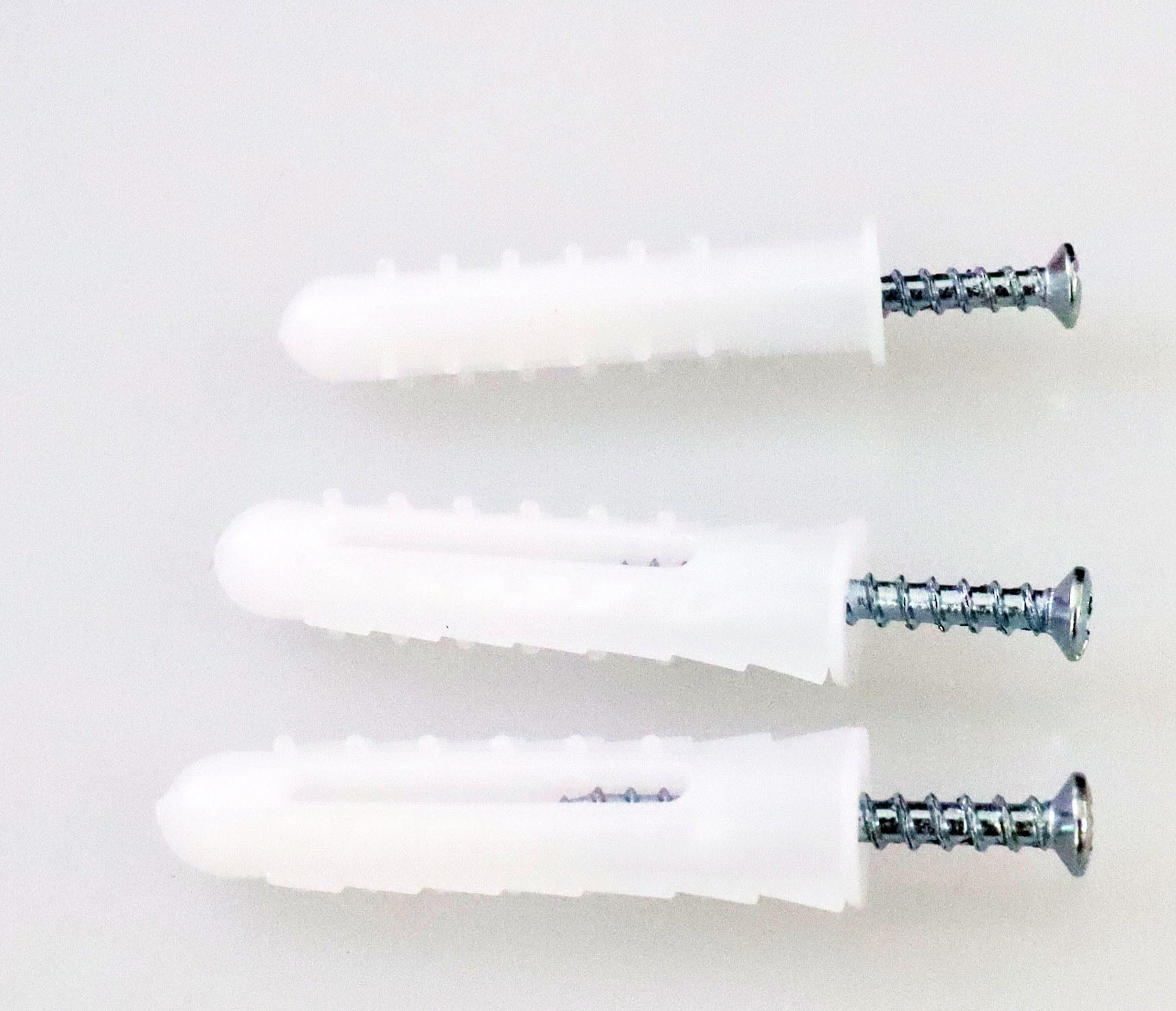 Bu lông nở nhựa nylon chất lượng cao, sản xuất tại Trung Quốc, dùng cho tường thạch cao - Daisan Store