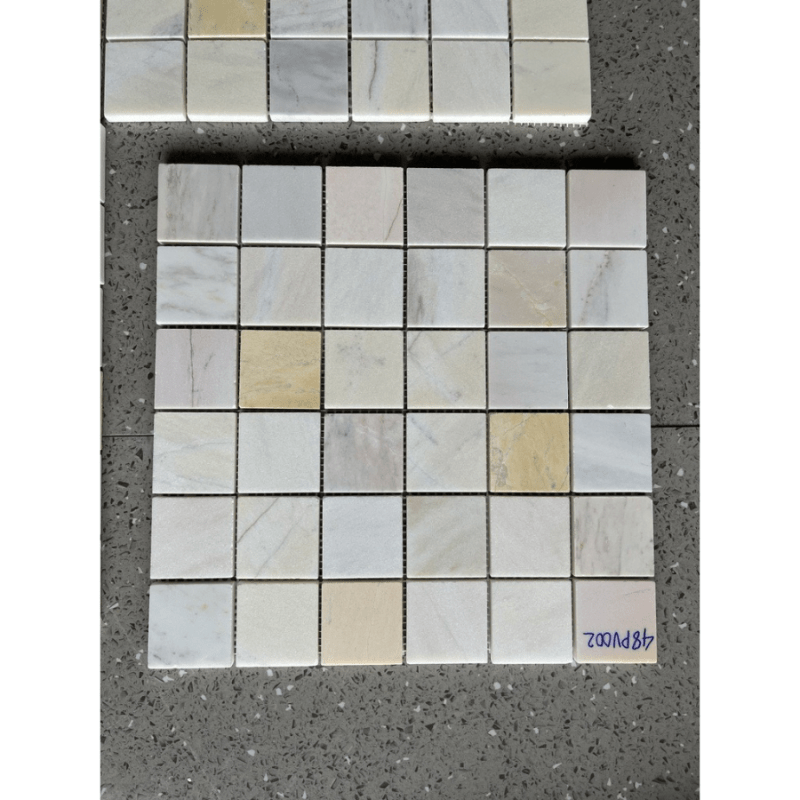 Đá Mosaic vàng chip vuông bóng 48PV002 - Daisan Store