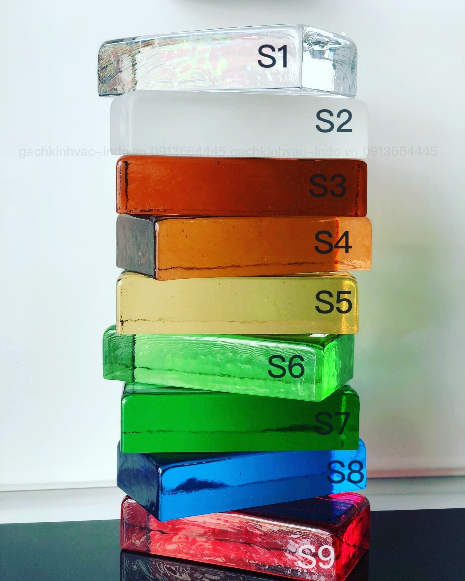 GẠCH KÍNH KHỐI ĐẶC S3 - Daisan Store