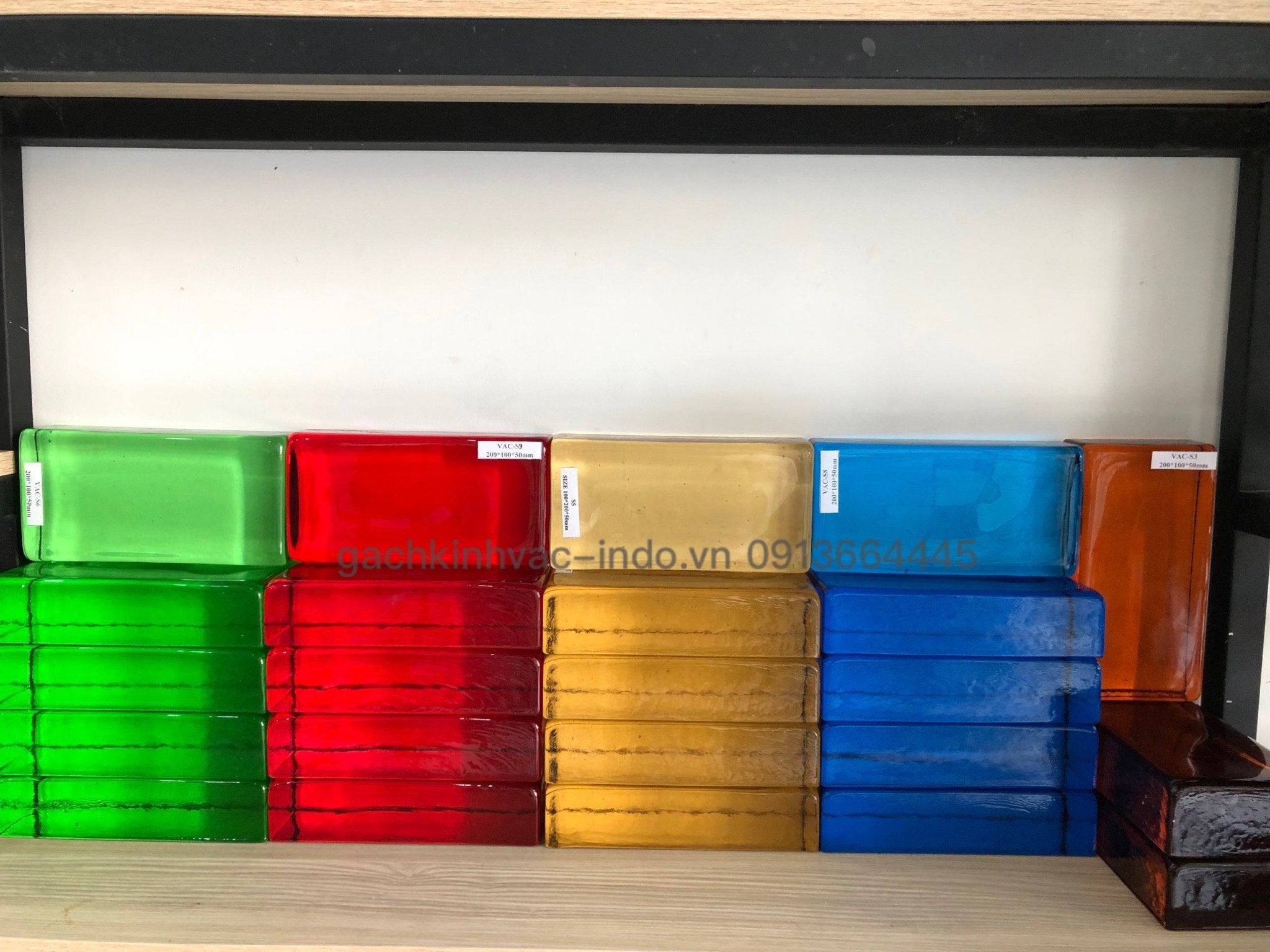 GẠCH KÍNH KHỐI ĐẶC S6 - Daisan Store