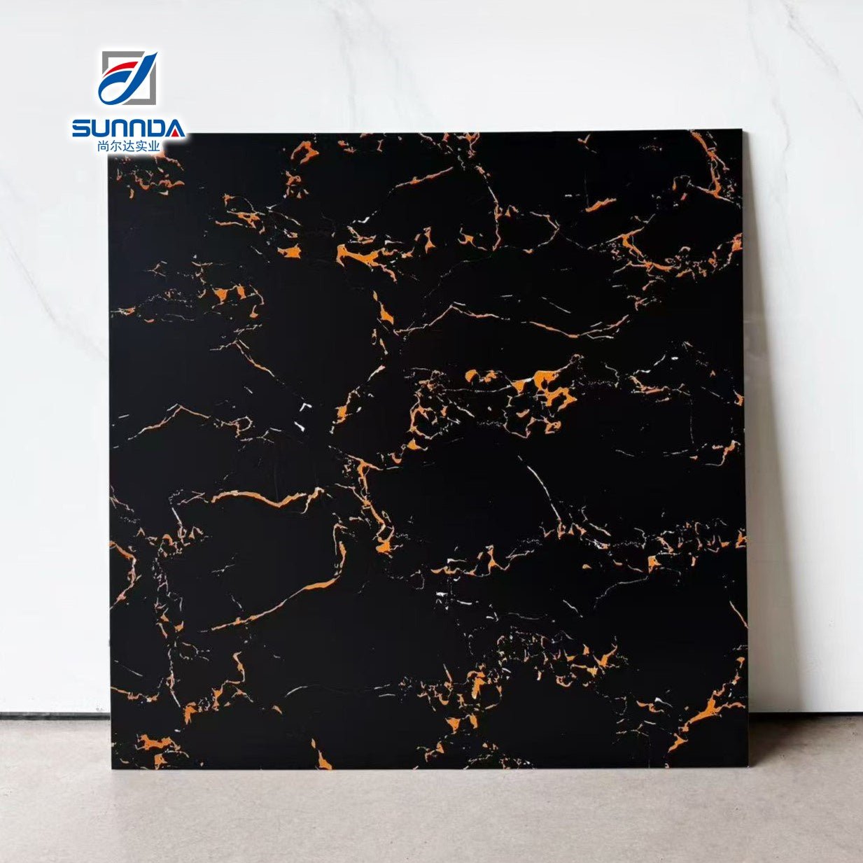 Gạch lát sàn màu đen mờ với đường kẻ vàng, thiết kế đá cẩm thạch Rustic chống trơn - Daisan Store