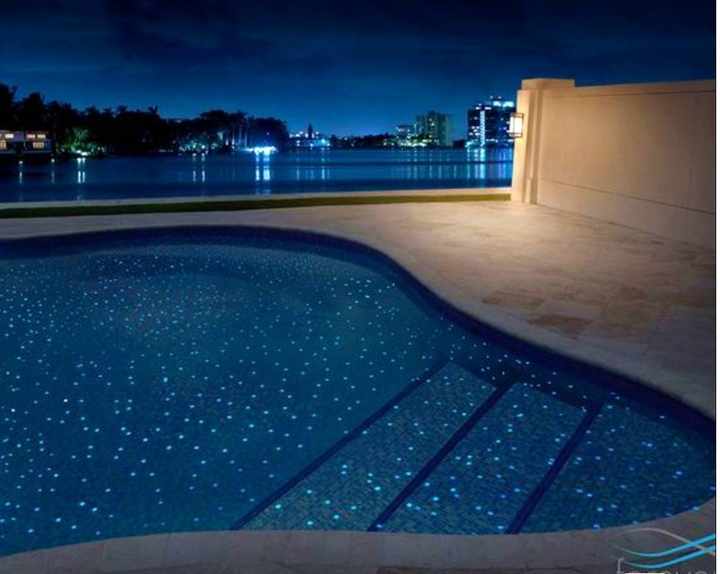 Gạch Mosaic Hồ Bơi Phát Sáng Màu Xanh Nhạt Giá Sỉ 2023 - Daisan Store