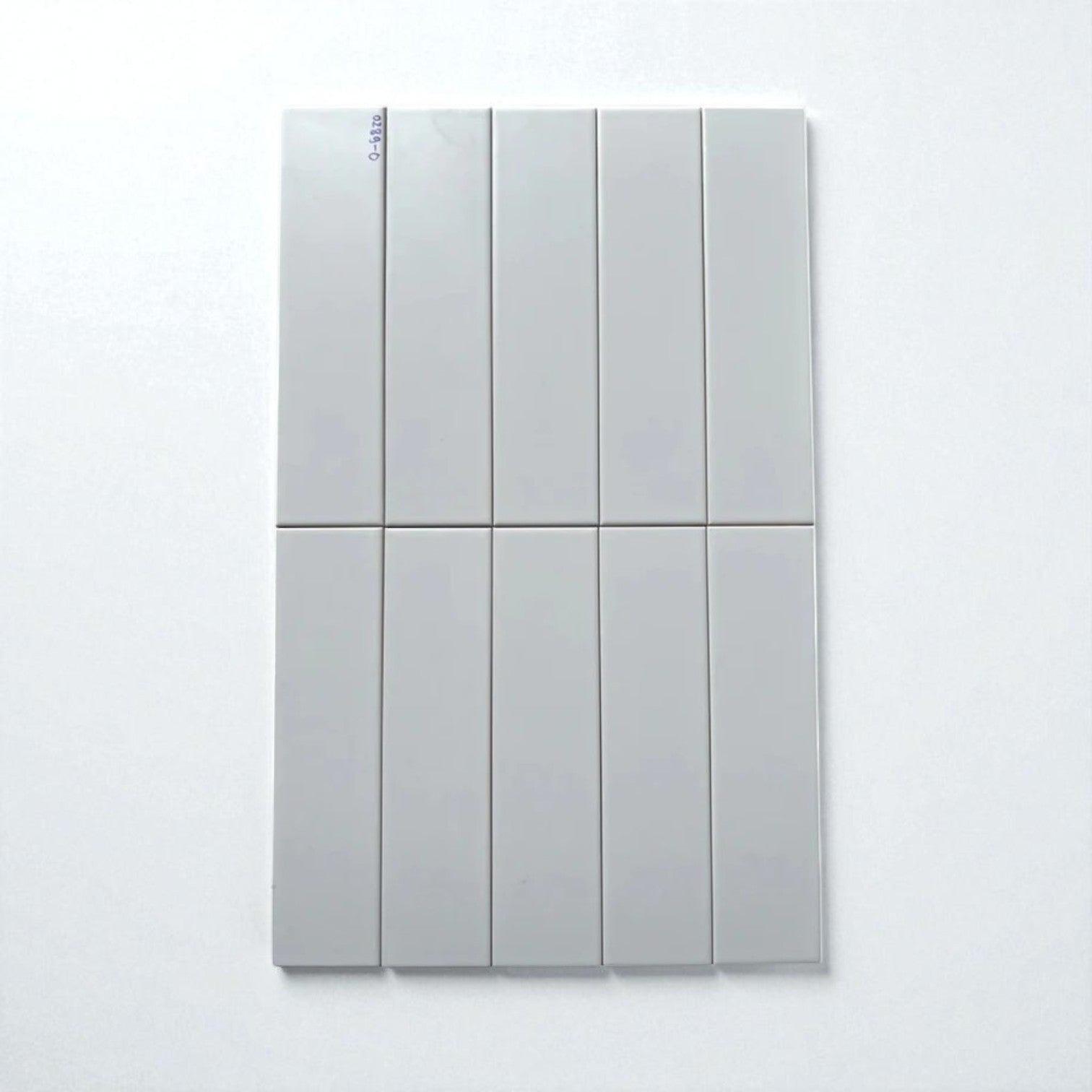 Gạch thẻ Việt Nam KT 75*300 mờ xám nhạt loại 1 mã 0289 - 0 - Daisan Store