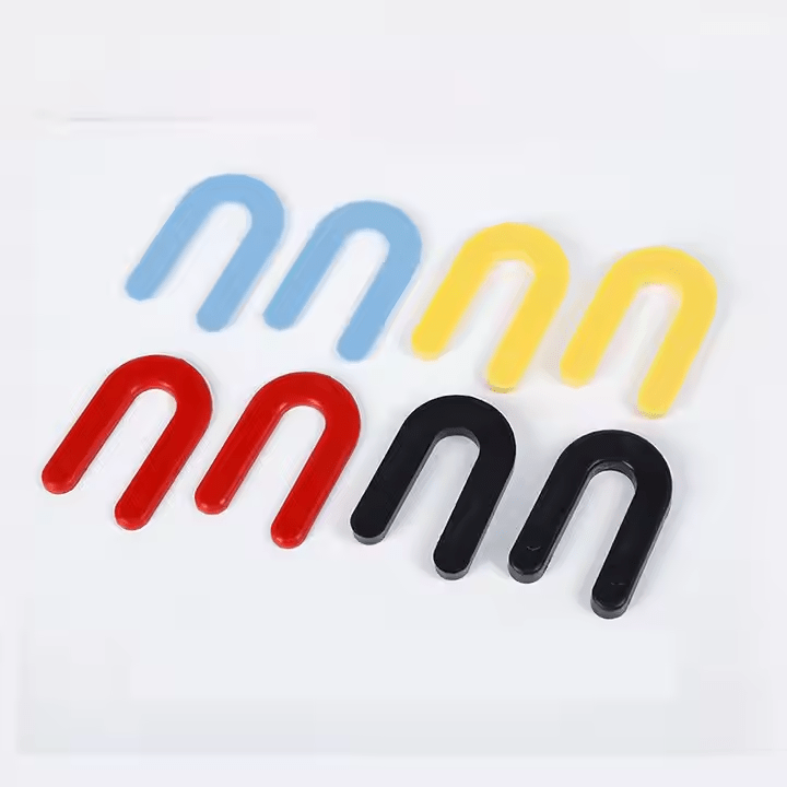Miếng đệm nêm hình móng ngựa bằng nhựa - Daisan Store