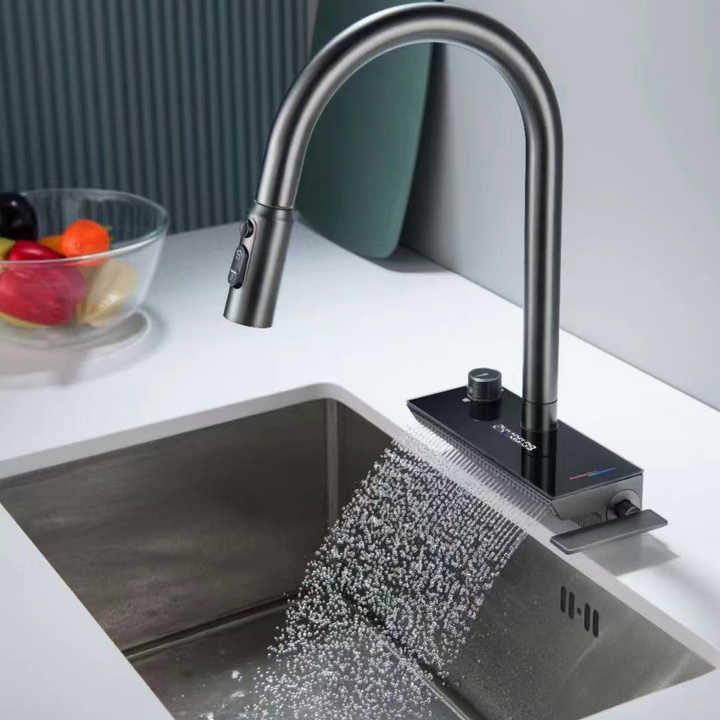 Vòi bếp xoay thông minh bằng đồng cao cấp tạo ra nước mưa bằng điện kỹ thuật số - Daisan Store