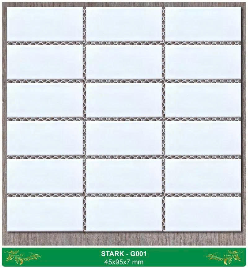 Gạch trắng hình chữ nhật xếp thành lưới, viền xám, nền trắng, kích thước 45x95x7 mm.
